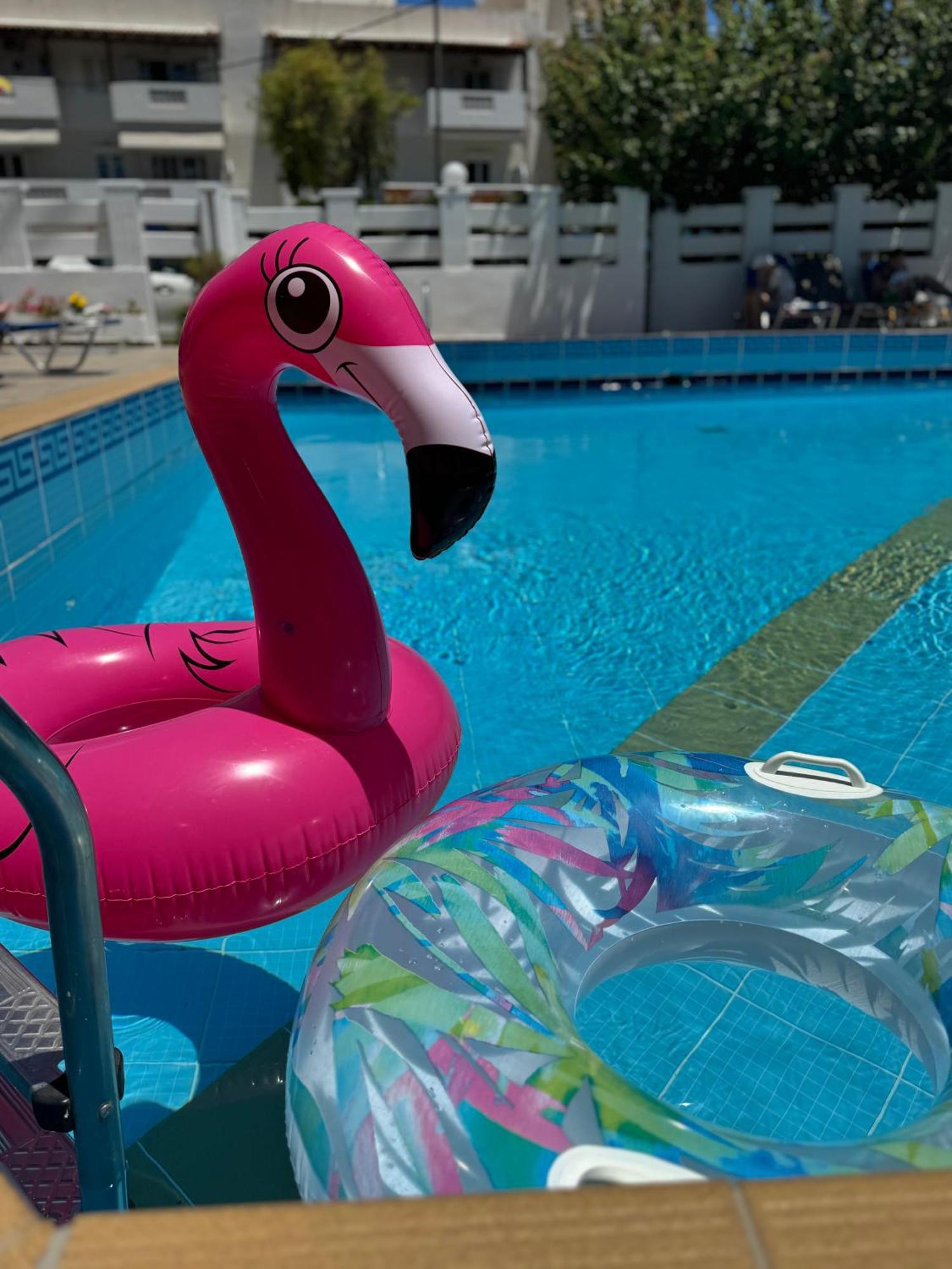 Simple Hotel Hersonissos Sun エクステリア 写真