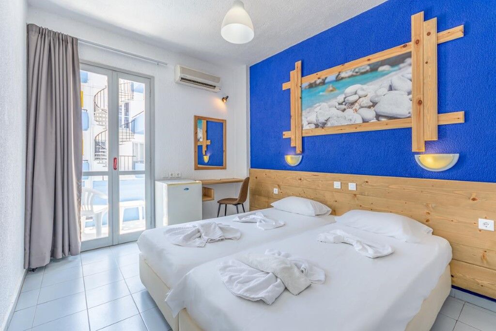 Simple Hotel Hersonissos Sun エクステリア 写真