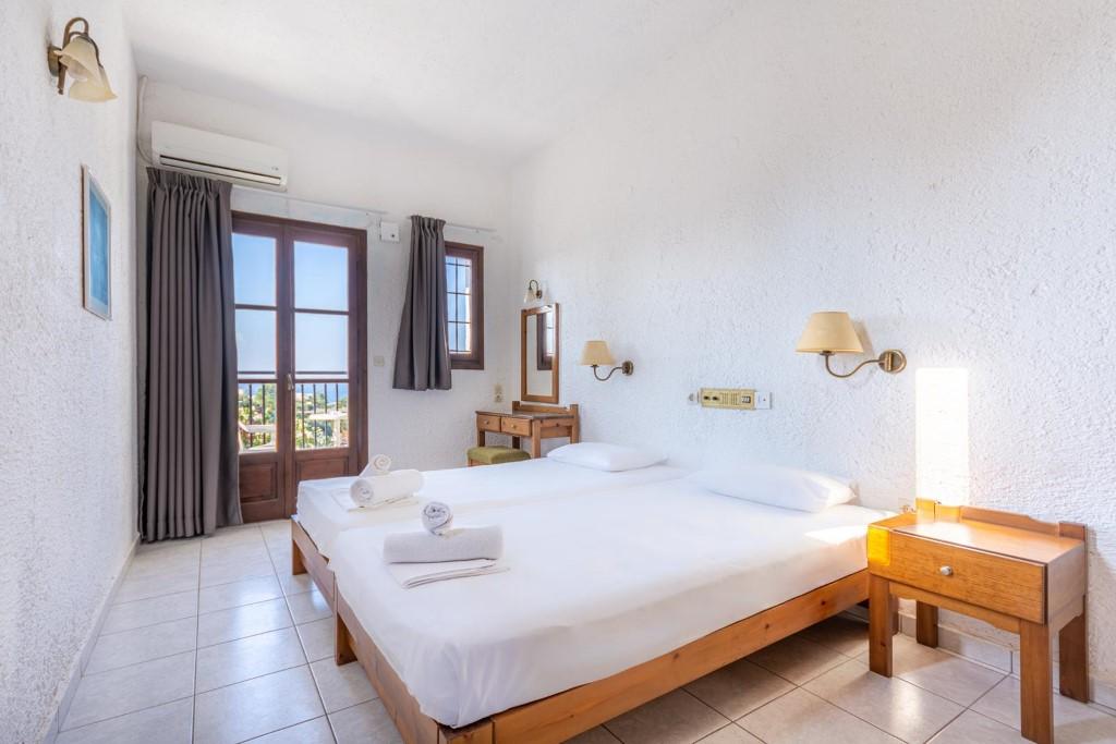 Simple Hotel Hersonissos Sun エクステリア 写真